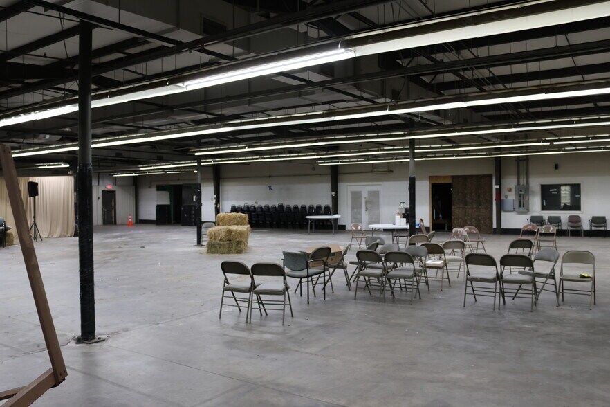 More Photos Of 225 Clover Ave, Comer Religious Facility For Sale