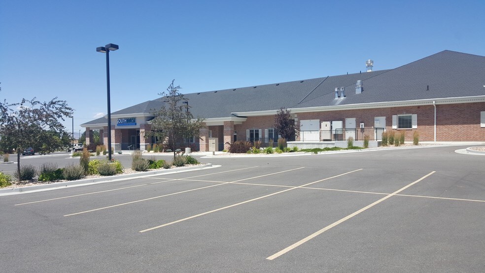 More Photos Of 630 E 1400 N, Logan Medical For Lease