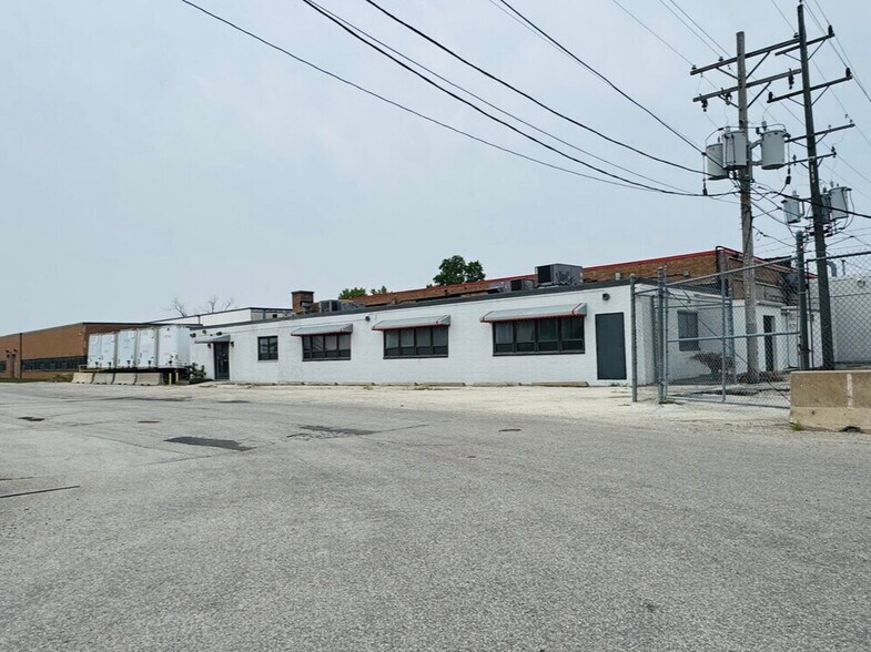 Primary Photo Of 4910 S Monitor Ave, Chicago Unknown For Lease