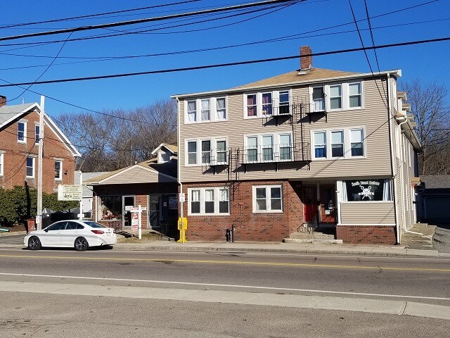 More Photos Of 115-117 South St, Plainville Storefront Retail Office For Lease