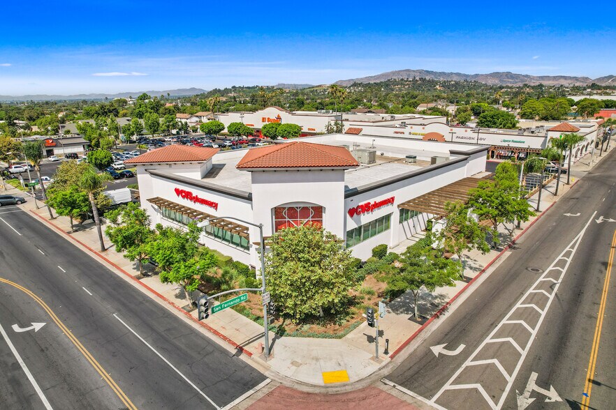 More Photos Of 317 San Fernando Mission Blvd, San Fernando Storefront For Lease