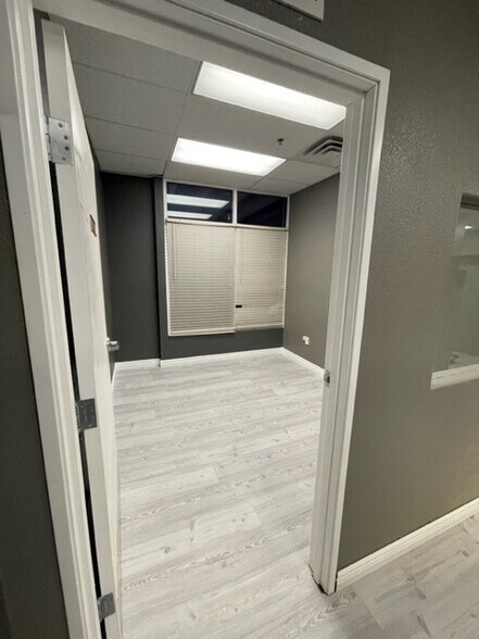 More Photos Of 4350 E Sunset Rd, Henderson Coworking Space