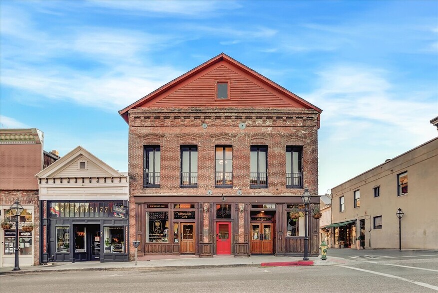 Primary Photo Of 233 Broad St, Nevada City Hotel For Sale