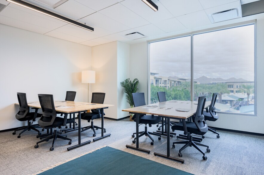 More Photos Of 15051 N Kierland Blvd, Scottsdale Coworking Space