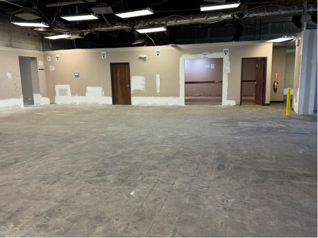 More Photos Of 5 Johnson Dr, Raritan Warehouse For Lease
