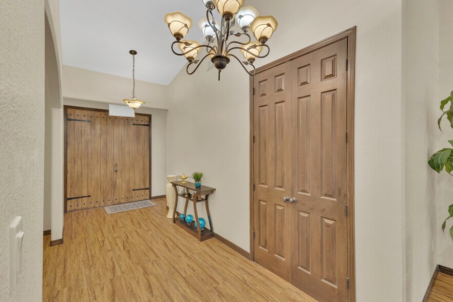 More Photos Of 636 Keagle Rd, Socorro Specialty For Sale
