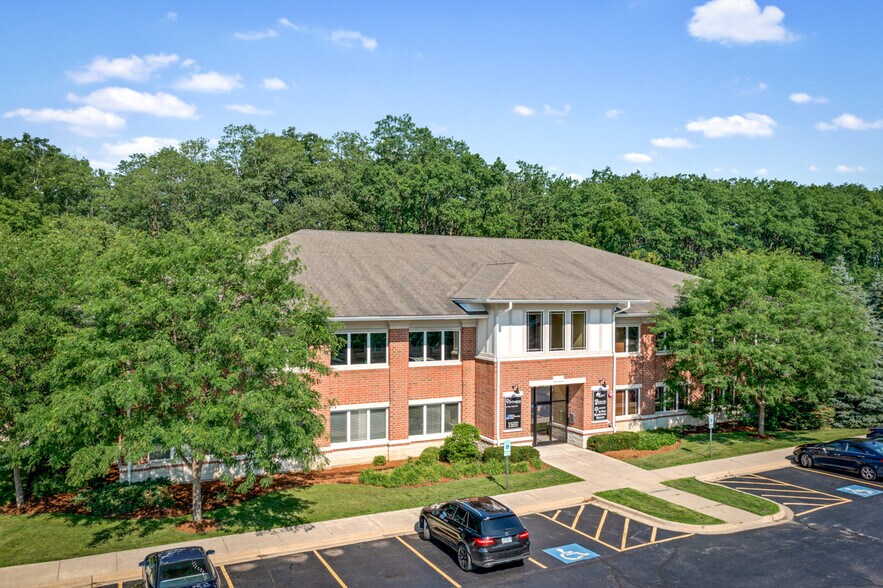 More Photos Of 2455 Dean St, St Charles Medical For Lease