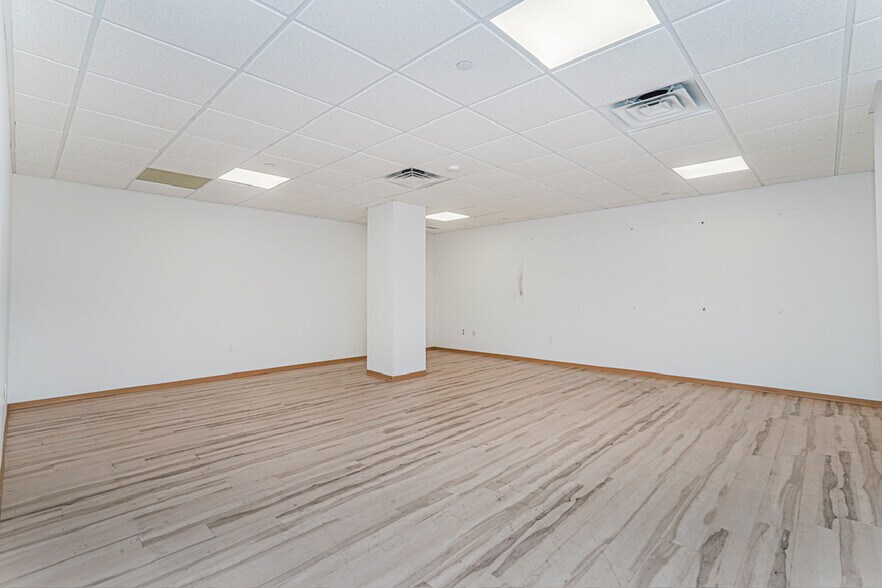 More Photos Of 360 Neptune Ave, Brooklyn Medical For Lease