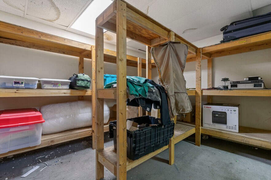 More Photos Of 4145 Fowler St, Fort Myers Auto Repair For Sale