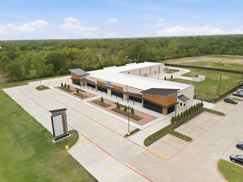 More Photos Of 7710 FM 521, Rosharon Storefront For Lease
