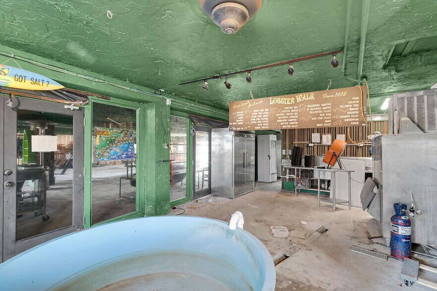 More Photos Of 90311 Old Hwy, Tavernier General Retail For Sale