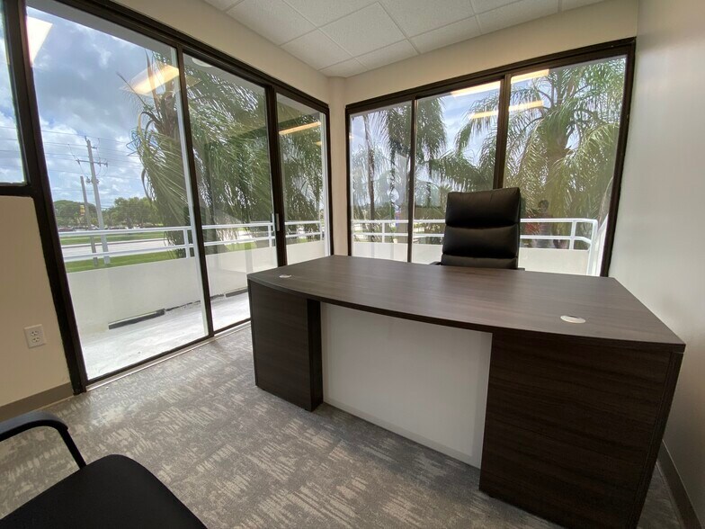 More Photos Of 7035 Beracasa Way, Boca Raton Office Residential For Lease