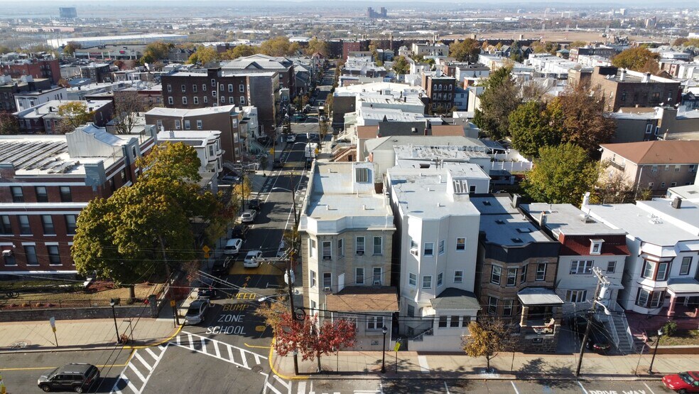 More Photos Of 1701 Central Ave, Union City Apartments For Sale