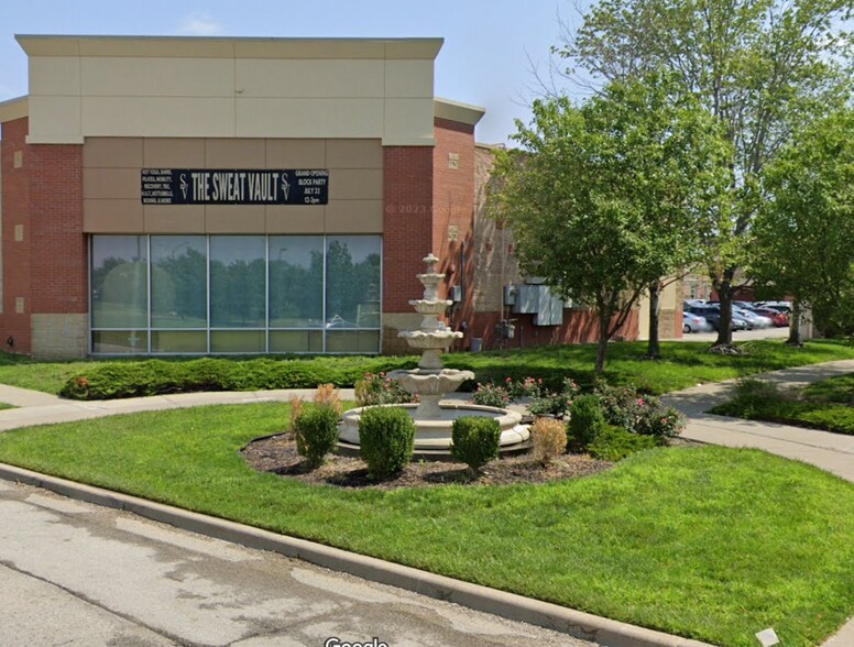 More Photos Of 14401 W Metcalf Ave, Overland Park Unknown For Lease