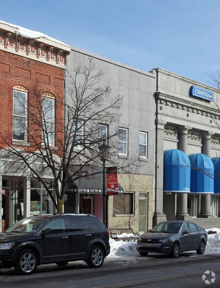 More Photos Of 125 E Main St, Northville Bank For Sale