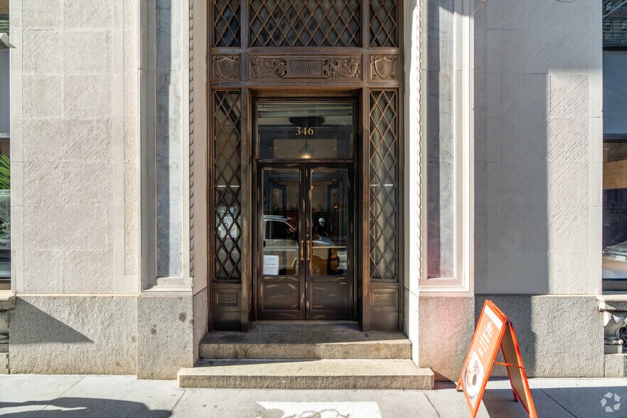 More Photos Of 346 Madison Ave, New York Office For Lease