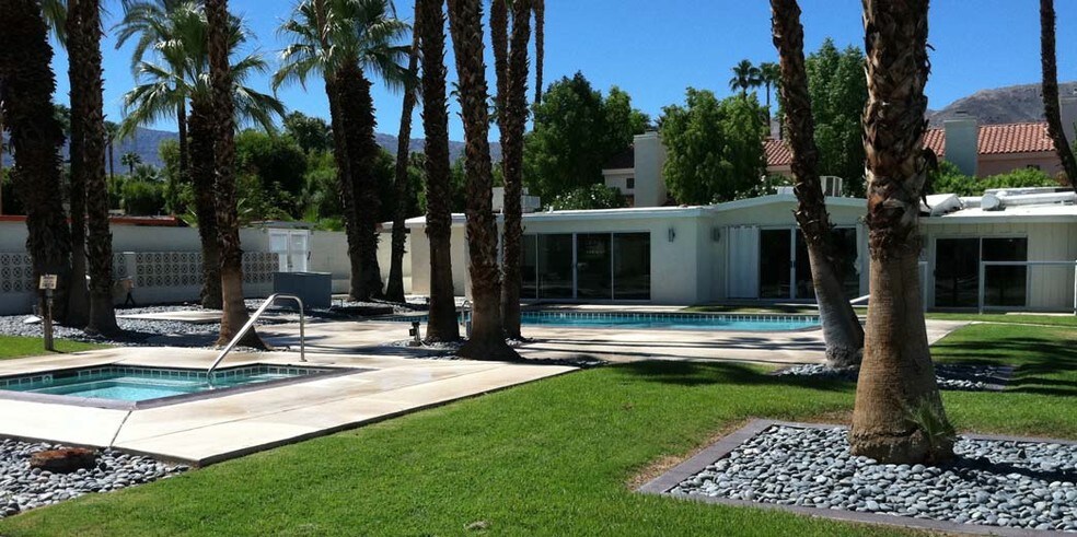 Primary Photo Of 73758 Shadow Mountain Dr, Palm Desert Hotel For Lease