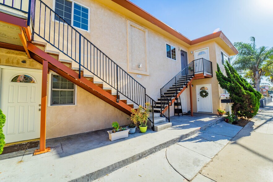 More Photos Of 2931 Mission Blvd, San Diego Apartments For Sale
