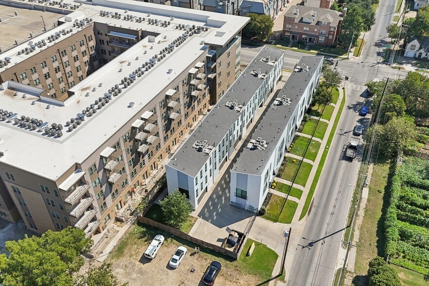 More Photos Of 4901 Live Oak St, Dallas Apartments For Sale