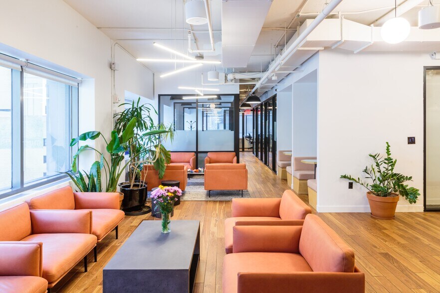 More Photos Of 575 Fifth Ave, New York Office For Lease