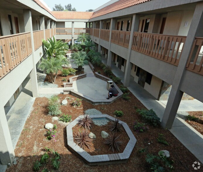 More Photos Of 1881 S Commercenter Drive East, San Bernardino Medical For Lease