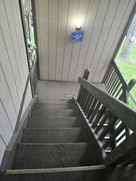 More Photos Of 230 N Corning St, Farwell Apartments For Sale