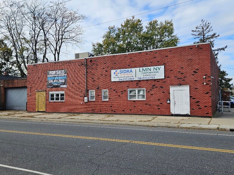More Photos Of 474 Meacham Ave, Elmont Flex For Sale