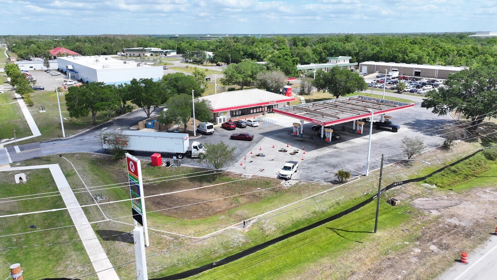 Primary Photo Of 3730 Airport Rd, Lakeland Convenience Store For Sale