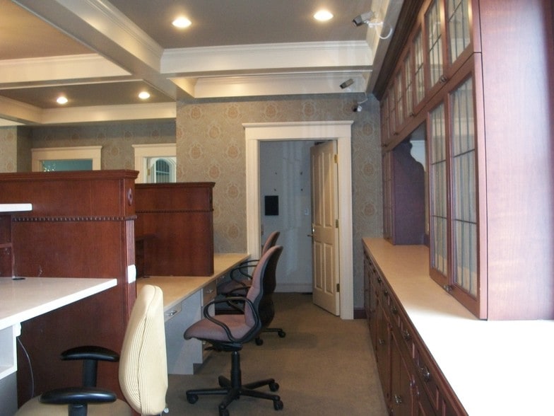 More Photos Of 215 Post Rd W, Westport Medical For Sale