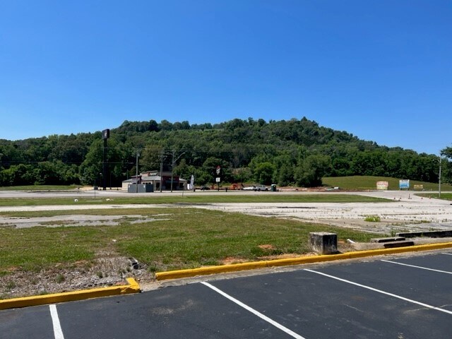 More Photos Of 805 Mammoth Cave St, Cave City Land For Sale