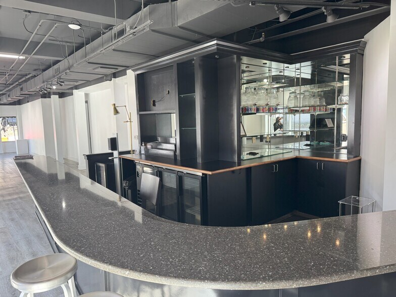 More Photos Of 223 S Brevard St, Charlotte Storefront Retail Office For Lease