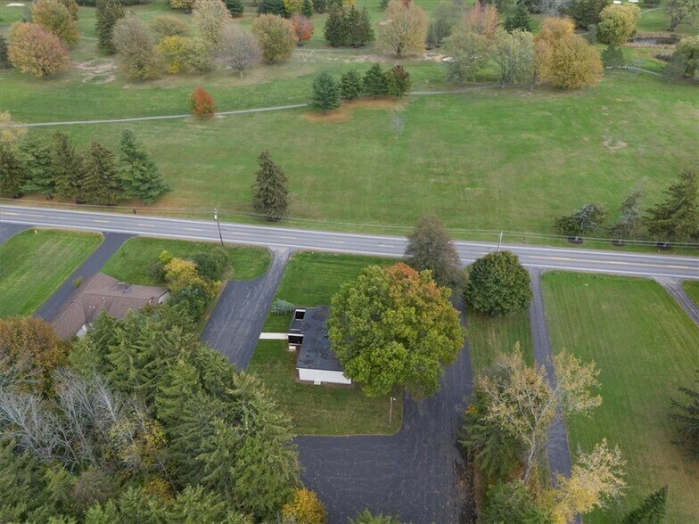 More Photos Of 5973 Walworth Rd, Ontario Medical For Sale