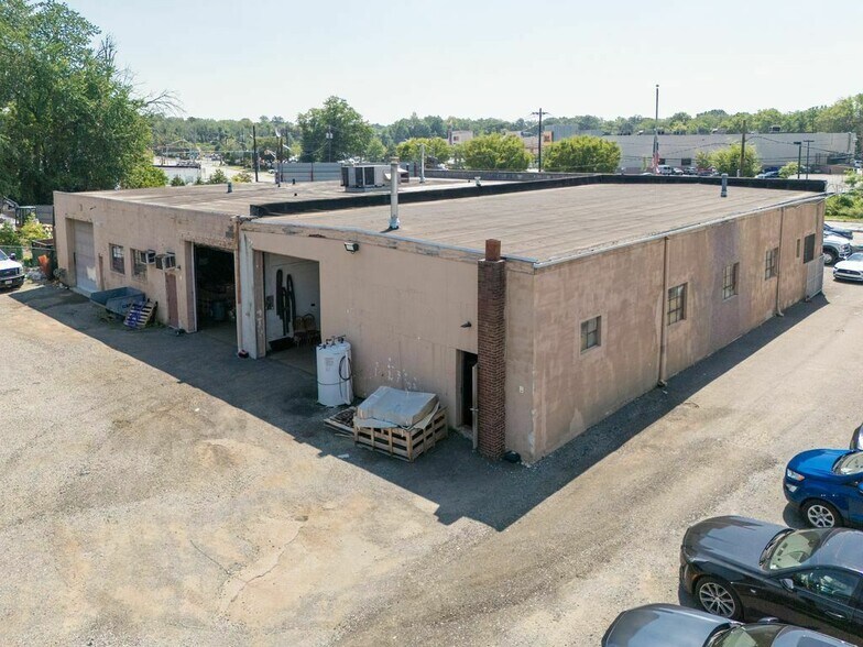 More Photos Of 2530 Springfield Ave, Vauxhall Land For Lease