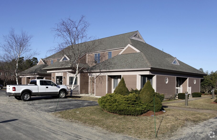 More Photos Of 133 Falmouth Rd, Mashpee Medical For Lease