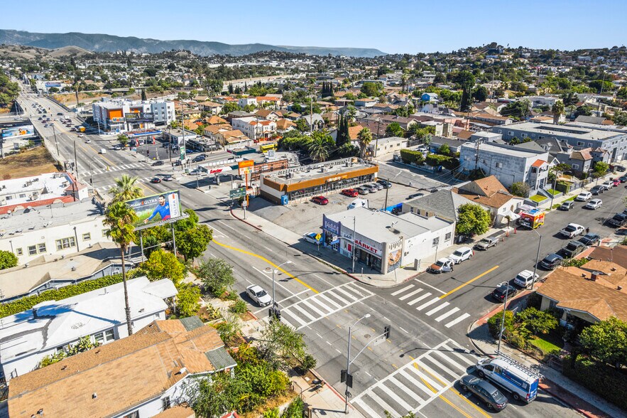 More Photos Of 900 N Soto St, Los Angeles General Retail For Sale