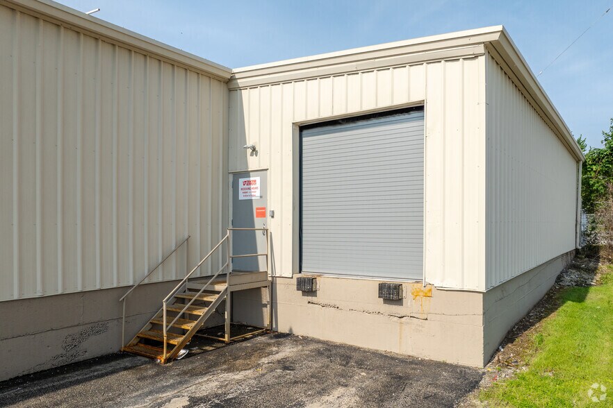 More Photos Of 519 N Madison St, Chilton Storefront For Sale