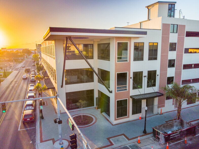 Primary Photo Of 204 E Orange St, Lakeland Office For Lease