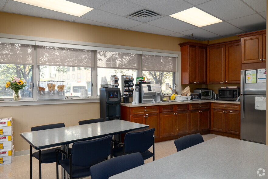 More Photos Of 165 E Main St, Denville Office For Sale