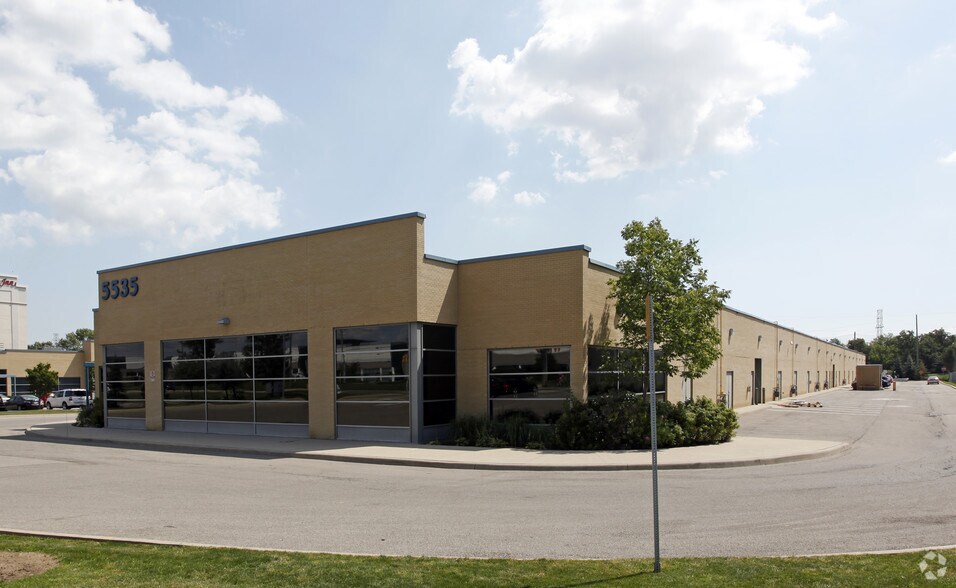 More Photos Of 5535 Eglinton Ave W, Toronto Showroom For Lease