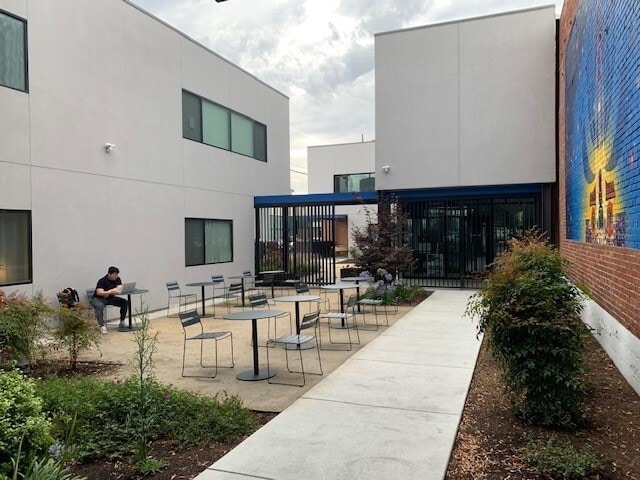 More Photos Of 1926 Park St, Alameda Loft Creative Space For Lease