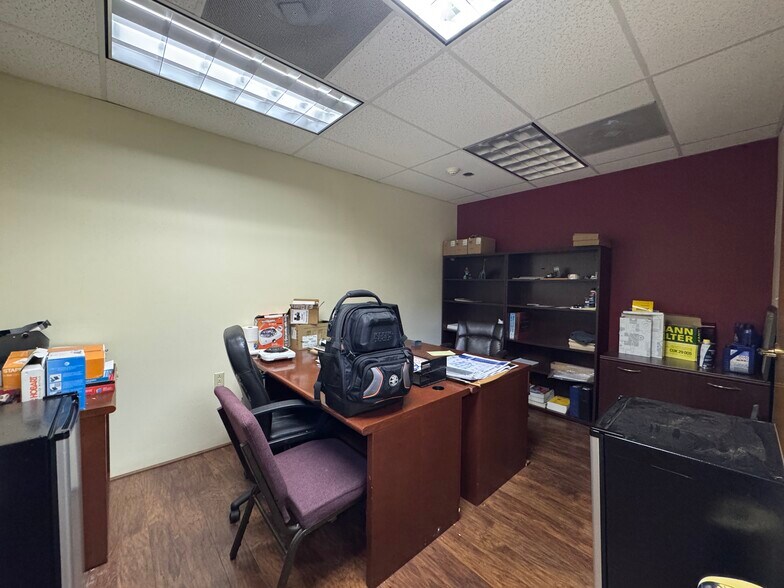 More Photos Of 194 Daniel St, Hackensack Warehouse For Sale