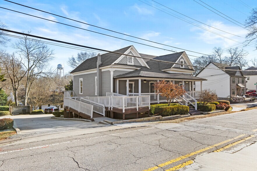 More Photos Of 90 E Moreno St, Buford Office Residential For Sale