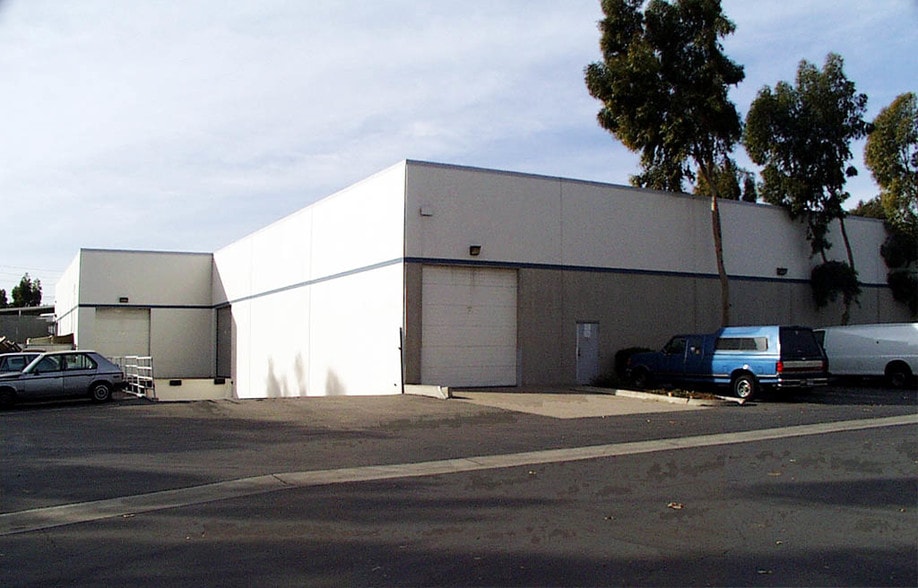 More Photos Of 590 Apollo St, Brea Warehouse For Lease