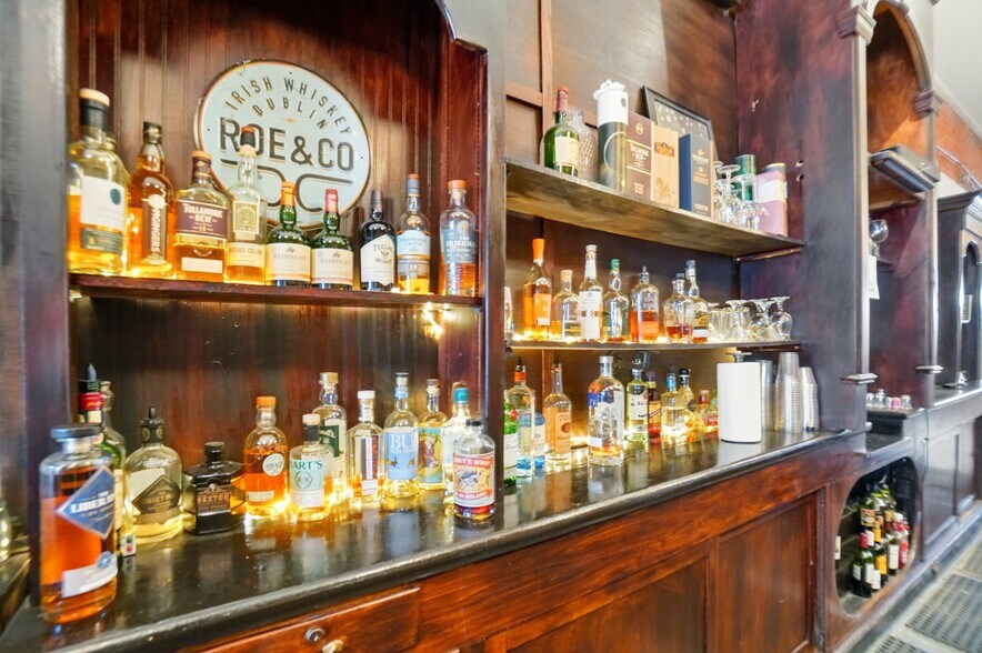 More Photos Of 516-518 N Main St, Lima Storefront Retail Residential For Sale