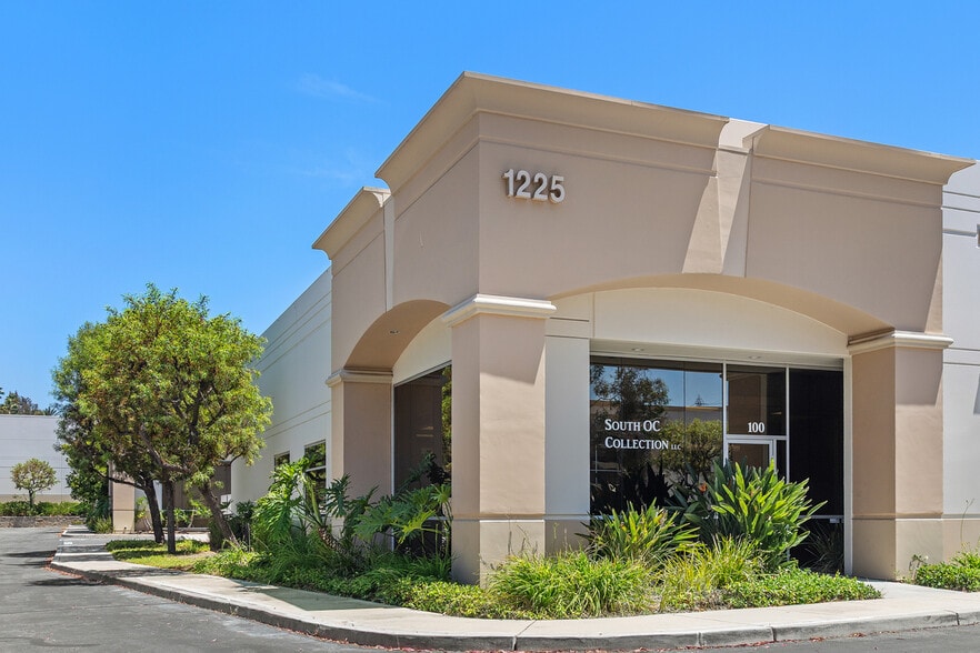 Primary Photo Of 1225 Puerta del Sol, San Clemente Light Manufacturing For Lease