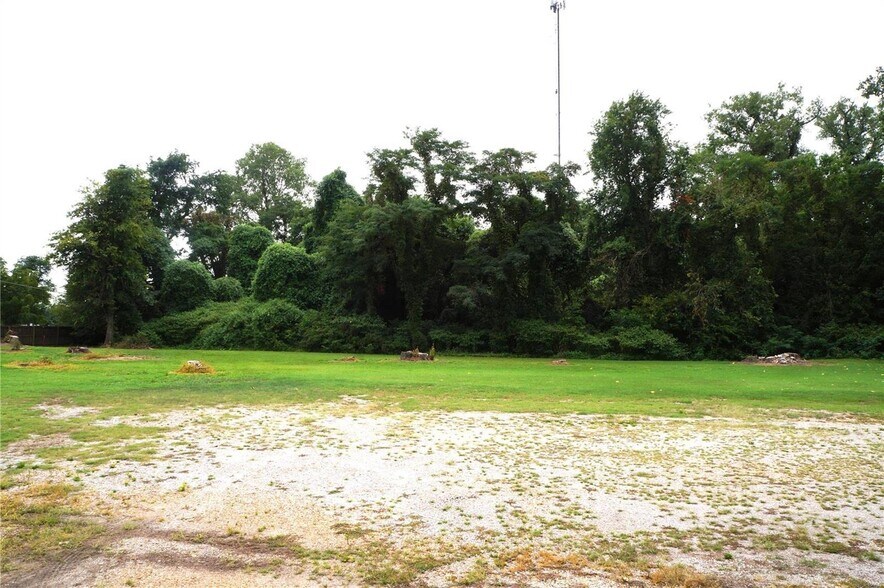 More Photos Of 919 S Jackson St, Kennett Assisted Living For Sale