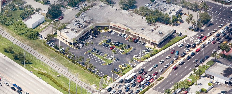 Primary Photo Of 2250 NE 163rd St, North Miami Beach General Retail For Lease