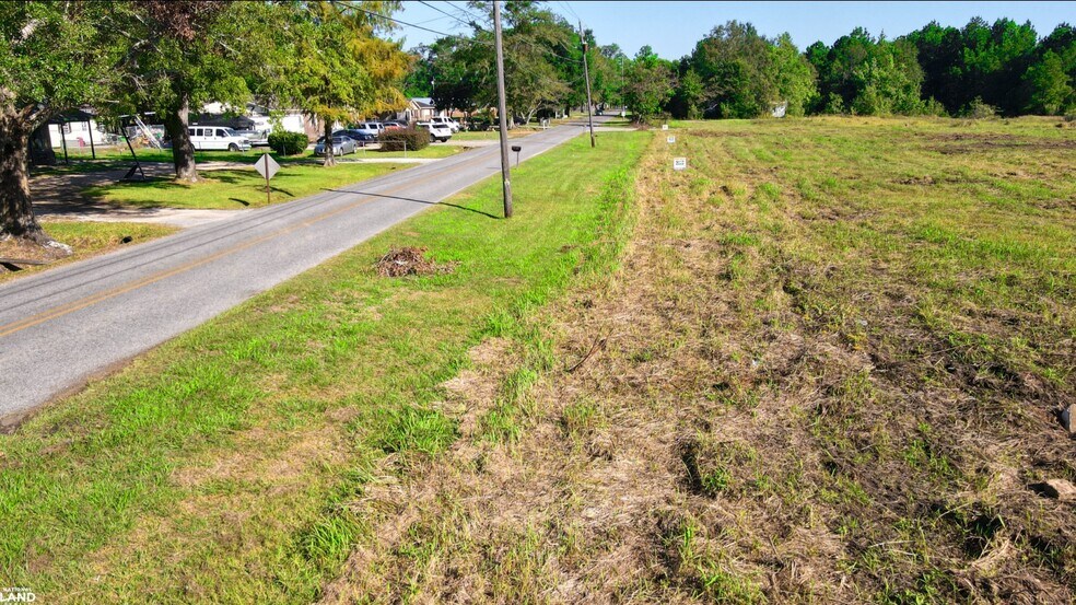 More Photos Of 807 Moran st, Bay Minette Land For Lease