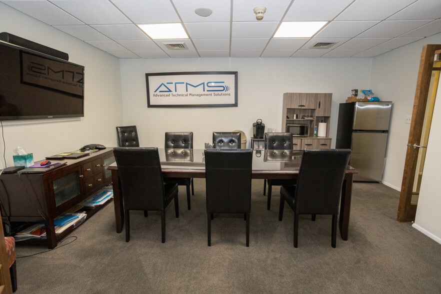 More Photos Of 179 S Maple Ave, Ridgewood Office For Sale