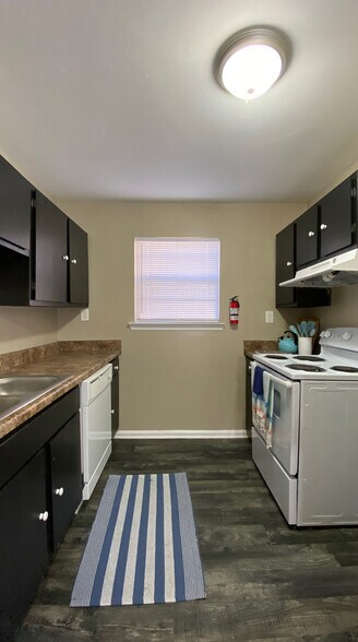 More Photos Of 604 Pinson Pl, Birmingham Multifamily For Sale
